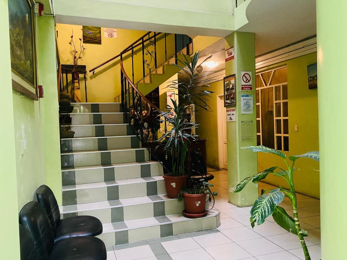 Hostal Grand Rio Banos  Bagian luar foto
