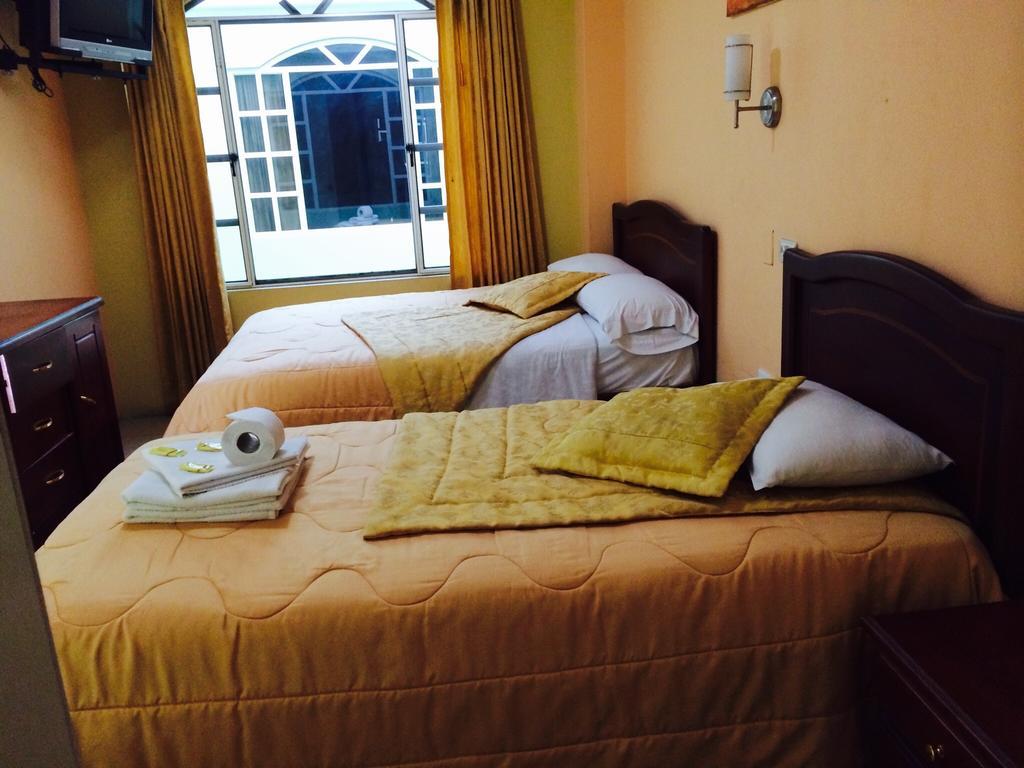 Hostal Grand Rio Banos  Ruang foto