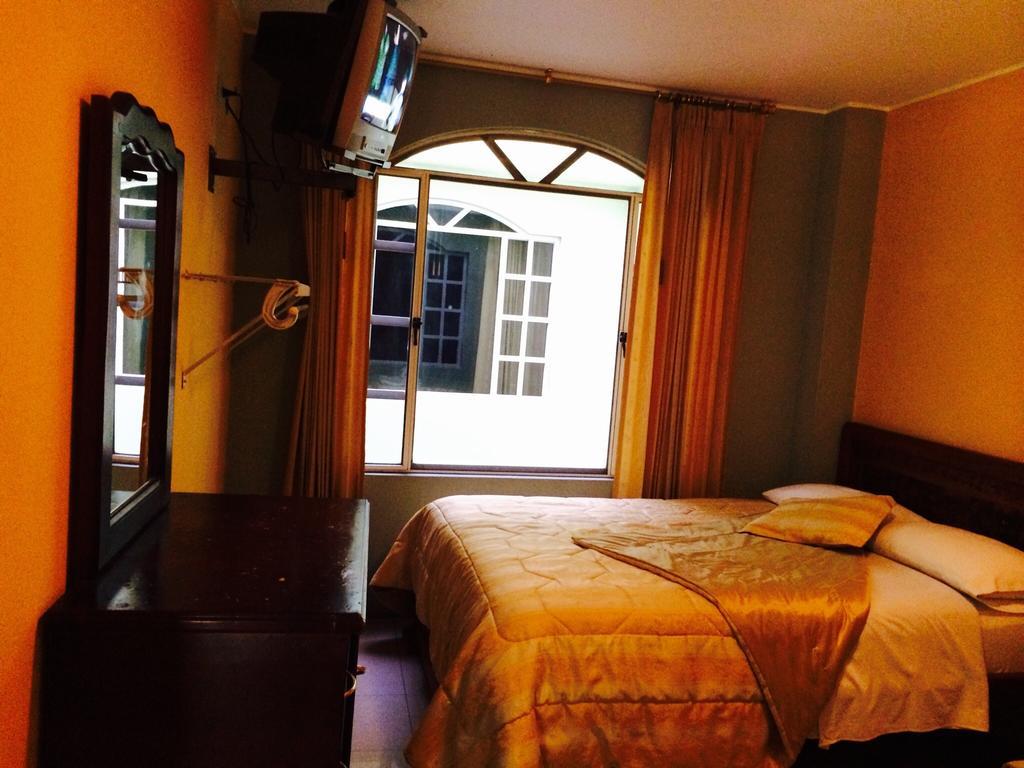 Hostal Grand Rio Banos  Bagian luar foto
